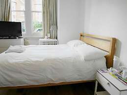 Kew Studios and Rooms