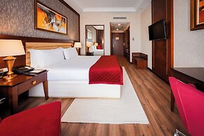 Wellborn Luxury Hotel