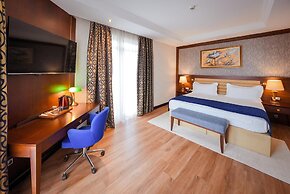 Wellborn Luxury Hotel