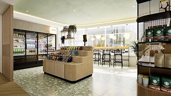 Haven Hotel Rotterdam, Curio Collection by Hilton