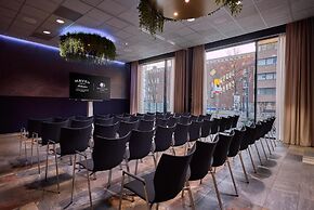 Haven Hotel Rotterdam, Curio Collection by Hilton