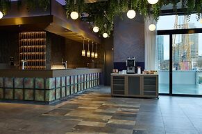 Haven Hotel Rotterdam, Curio Collection by Hilton