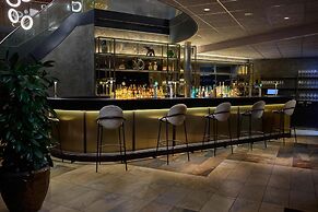 Haven Hotel Rotterdam, Curio Collection by Hilton
