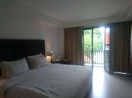 Suris Boutique Hotel