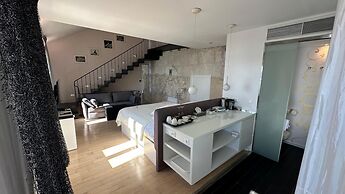 Riva Luxury Suites