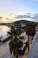 Riva Luxury Suites