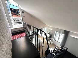 Riva Luxury Suites