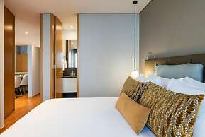 93 Luxury Suites & Residences