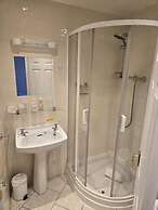 Q Accommodation
