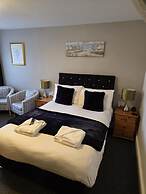 Q Accommodation