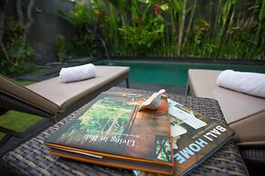 Sandi Agung Villa