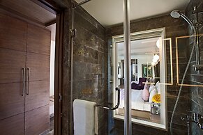 The Altius A Boutique Hotel