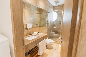 GHL Arsenal Hotel