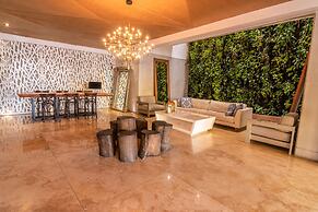 GHL Arsenal Hotel