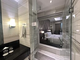 Luxent Hotel