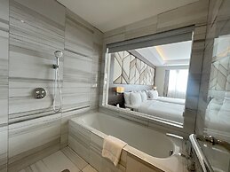 Luxent Hotel