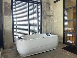 Luxent Hotel