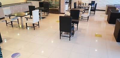 Tulip hotel And Suites