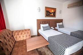 Kristal Beach Hotel