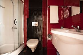 Kristal Beach Hotel
