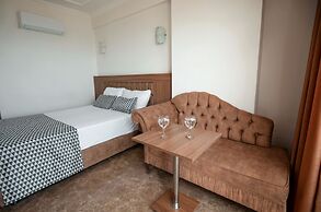 Kristal Beach Hotel