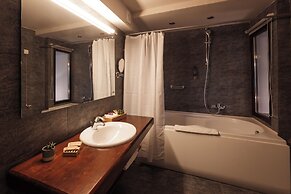 Aristi Mountain Resort and Villas