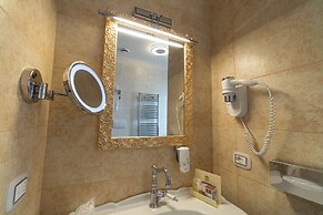 Best Western Plus Hotel Perla Del Porto