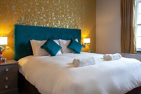 Coach House Inn