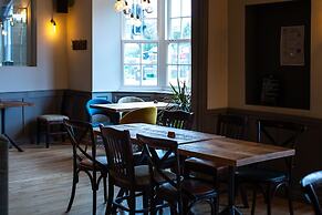 Coach House Inn