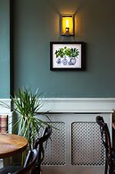 Coach House Inn