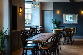 Coach House Inn