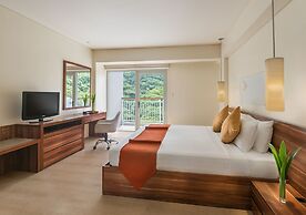 Pico Sands Hotel