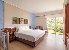 Pico Sands Hotel
