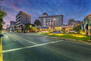 Buri Sriphu Hotel