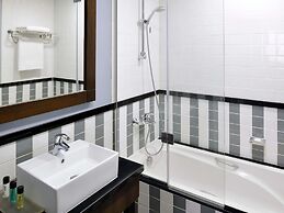 Movenpick Hotel Apartments Al Mamzar Dubai