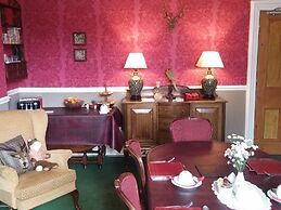Warwick Lodge Guesthouse