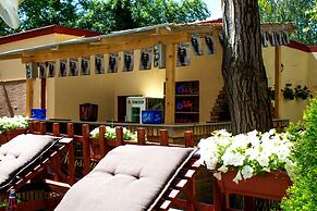 Villa Mystique