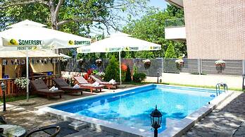 Villa Mystique
