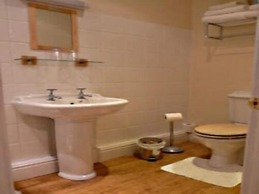 Llysyfran Farm B&B