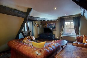 Guy Fawkes Inn