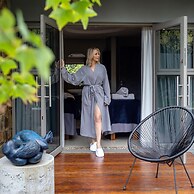 Seven Villa Hotel and Spa