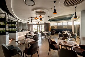 Seven Villa Hotel and Spa