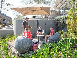 Seven Villa Hotel and Spa
