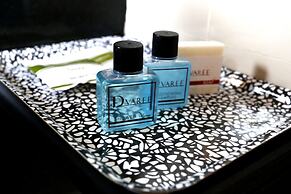 D Varee Montara Thonglor 25