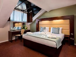 Treacy's Hotel