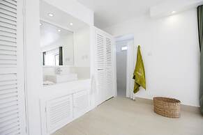 Dhow Inn Boutique Hotel