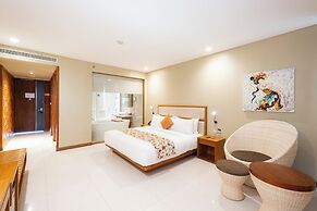 VOUK Hotel & Suites