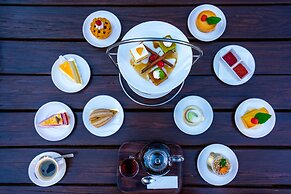 VOUK Hotel & Suites