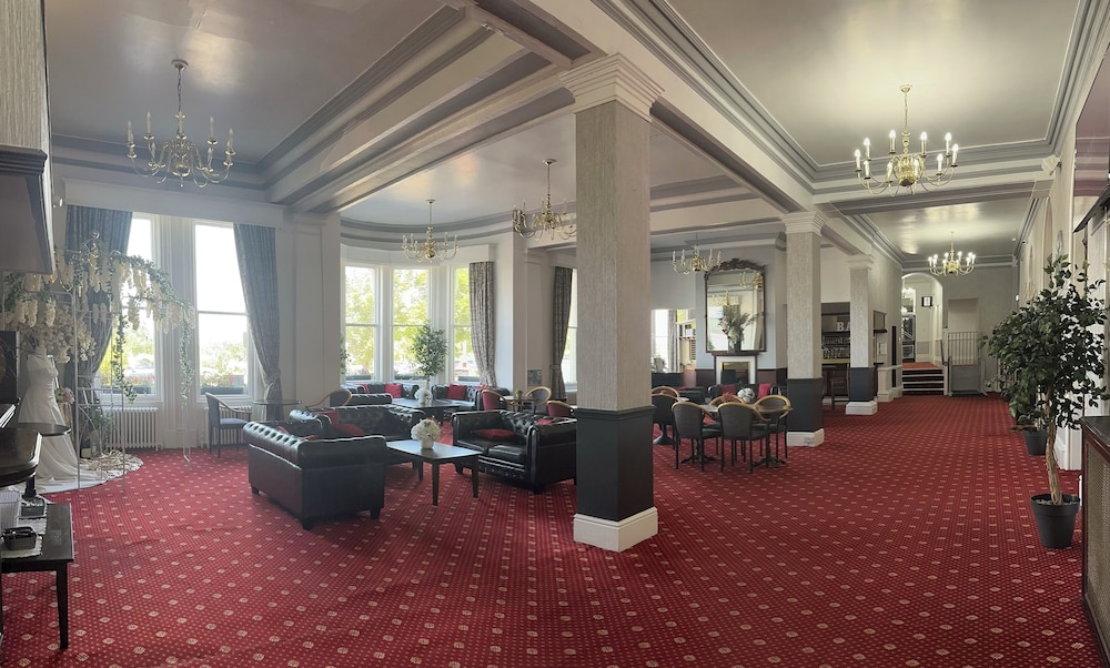 Royal Clifton Hotel