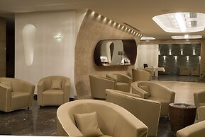 Main Palace Hotel